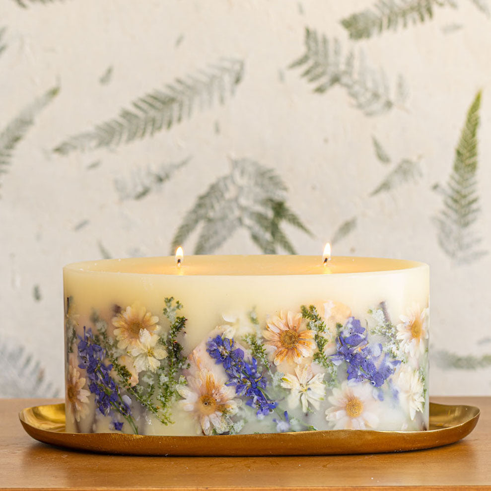 Statement Botanical Candle - Vanilla Rain